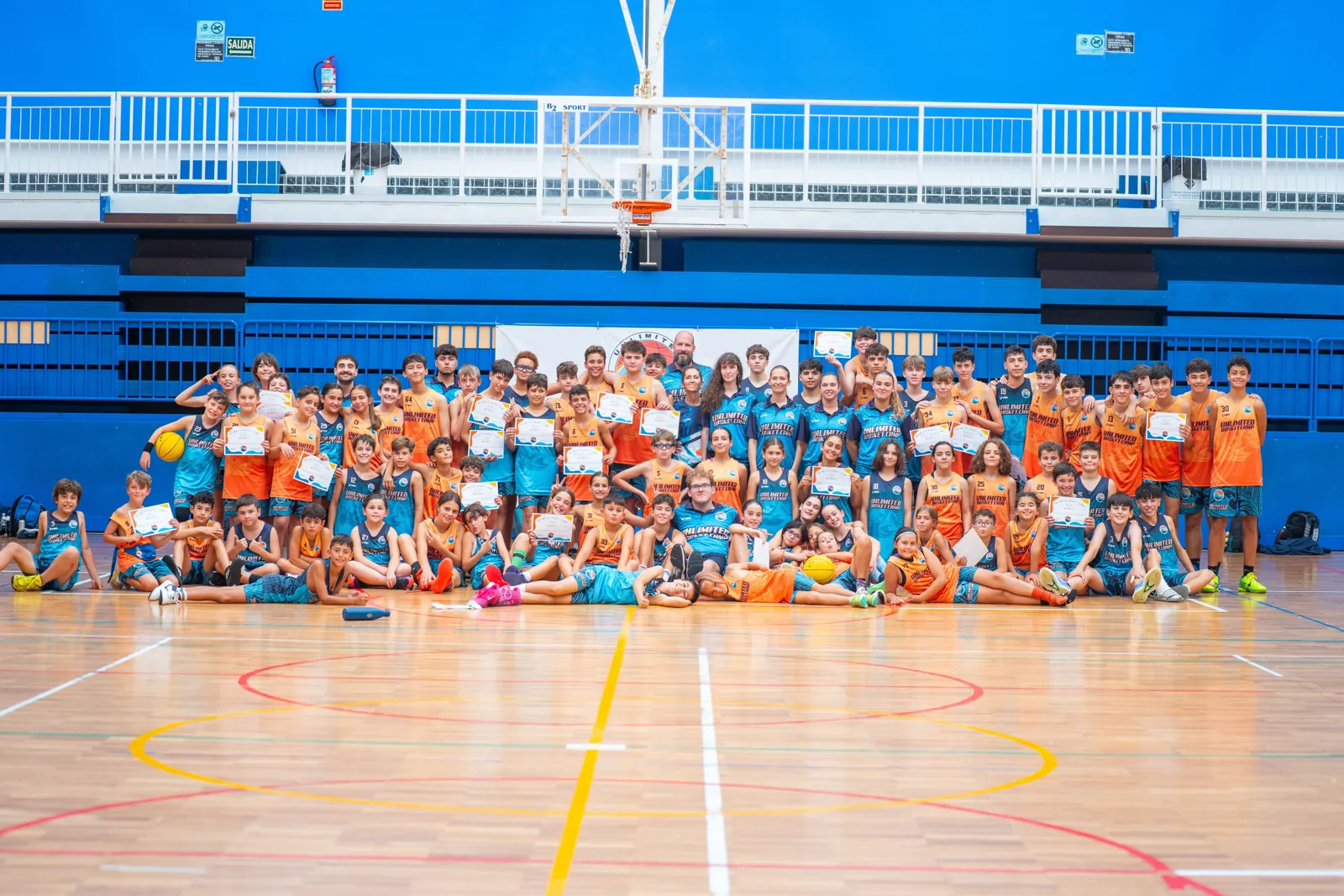 Foto de despedida de la edición 2026 en la pista